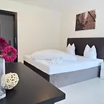 Haus Pia By A Casa *