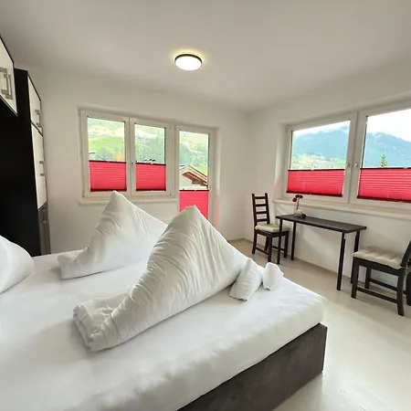 아파트 Haus Pia By A Casa *